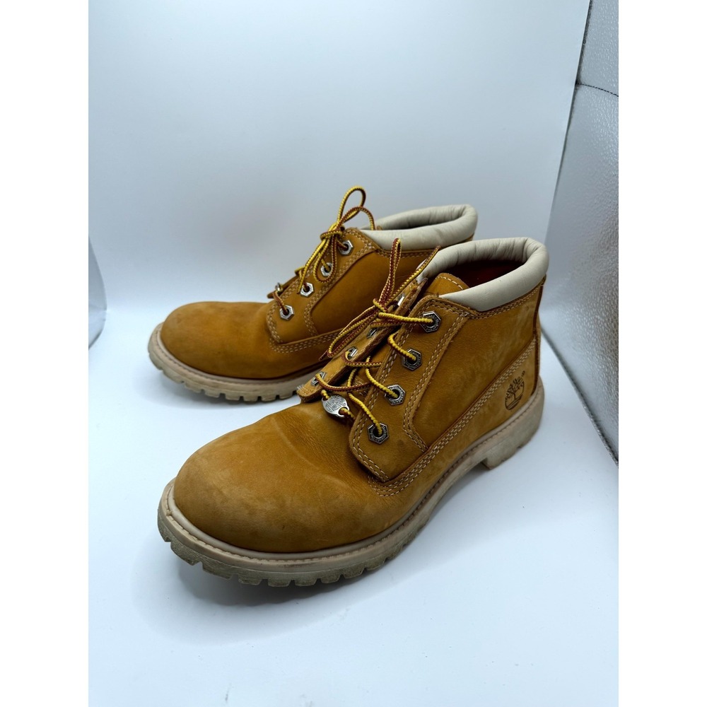 Timberland Nellie 23391 Womens 7.5 M Chukka Brown‎ Leather Ankle Waterproof Boot